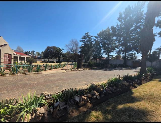 4 BEDROOM HOUSE FOR SALE IN MANTEVREDE